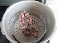 腊肠炒蒜苗的做法步骤1