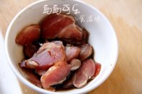 黑豆芽炒粉条的做法步骤3