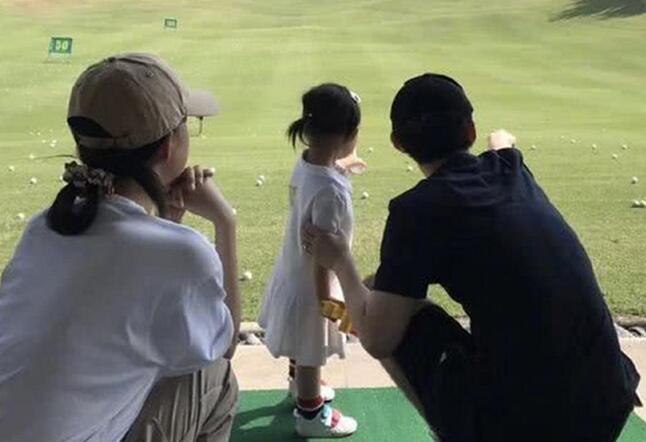 董子健用rap给女儿讲故事是什么梗 董子健给女儿讲故事超有爱
