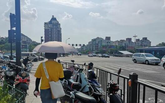 浙江“秋老虎”依旧很猛32℃以上 浙南地区部分有阵雨光顾