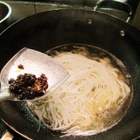 鸡肝鸡蛋汤粉的做法步骤8