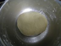 铜锣烧草帽包的做法步骤5