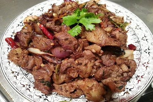 孜然羊肉的做法 正宗的孜然羊肉怎么做