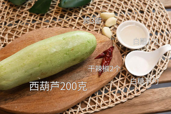 炝拌西葫芦的做法 怎么做炝拌西葫芦好吃