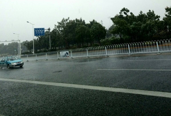 冷空气携雨拉低湖南气温 中南部降温6-10℃