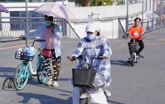 广东多地气温普遍35℃以上 为何最近广东容易出现高温