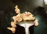 丝瓜平菇炒肉片的做法步骤2