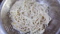 武汉热干面的做法步骤5