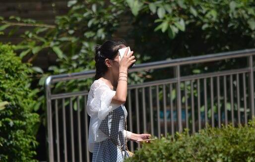 重庆天气转晴气温飙至34℃ 明起新一轮强降雨登场