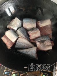 茄汁鲅鱼的做法步骤3