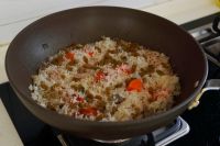 新疆牛肉抓饭的做法步骤10