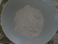 红豆沙冰皮月饼的做法步骤3