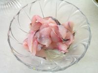 蒸鱼片卷芦笋的做法步骤7