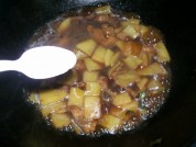 土豆片炒肉的做法步骤8