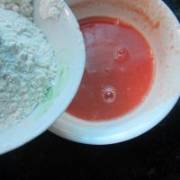 番茄汁南瓜丝饼的做法步骤2