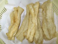 自制油条的做法步骤6