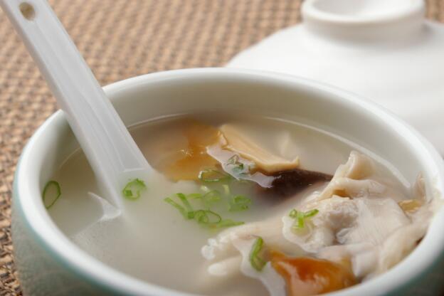 入秋后吃什么对身体好  秋季养生食物及饮食注意要点