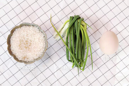 小葱鸡蛋粥的做法 怎么做小葱鸡蛋粥更营养