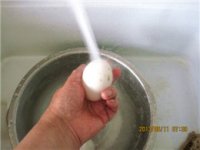 腌咸鸭蛋的做法步骤2