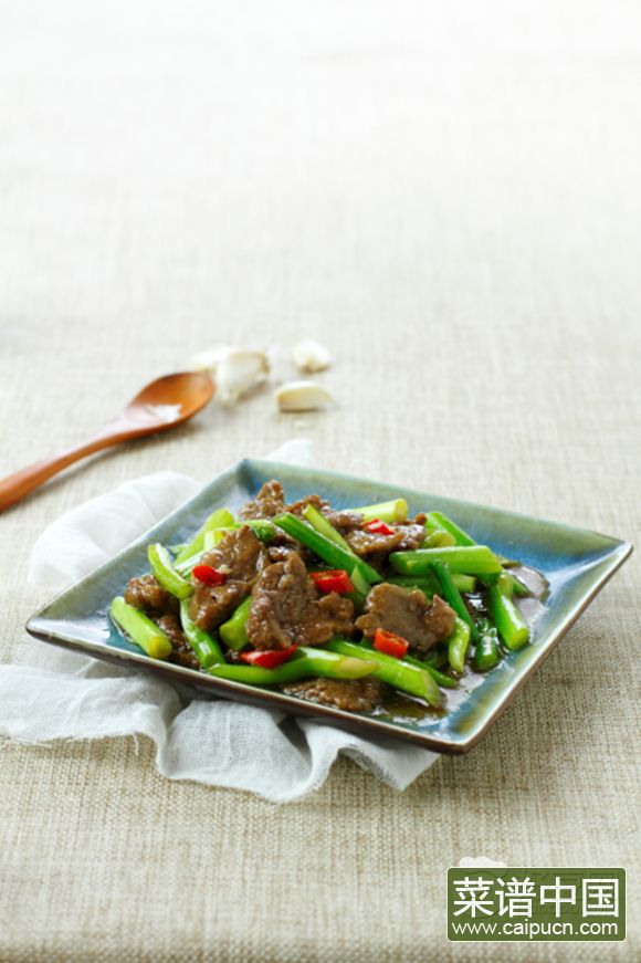 金标芥蓝牛肉