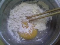 鹅蛋饼卷黄瓜的做法步骤3