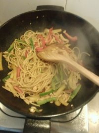 咖喱鸡丝炒意粉的做法步骤8