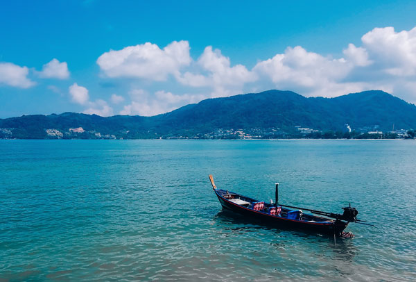 7月份去泰国热吗 7月份去泰国穿什么衣服