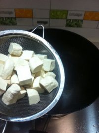 豆腐泥鳅汤的做法步骤3