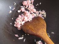 榄菜肉末四季豆的做法步骤7