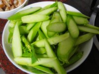 芥兰炒腊肉的做法步骤1
