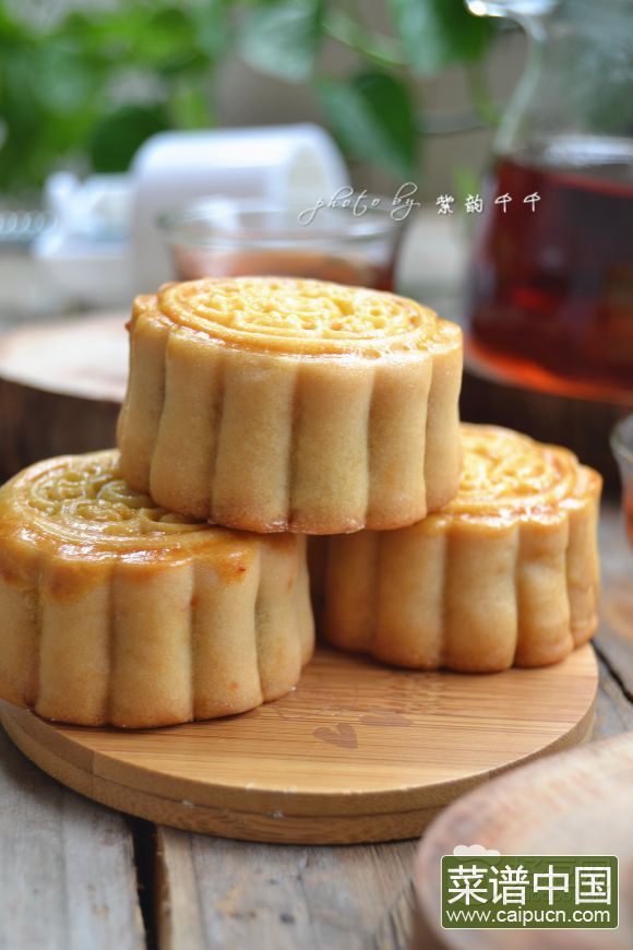 板栗绿豆蓉月饼