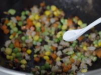 蛋包饭的做法步骤7