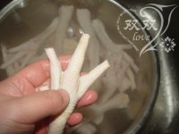 烟熏鸡爪的做法步骤2