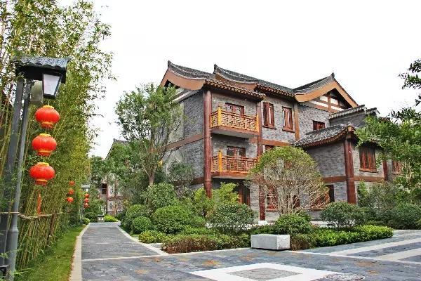 2021郑州建业电影小镇清明节活动-门票价格