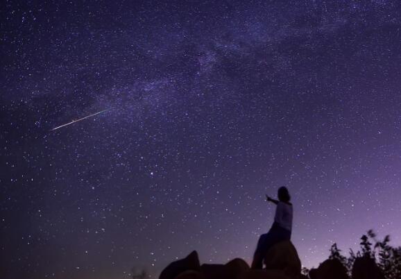 今年天琴座流星雨最盛时刻是几点 2021天琴座流星雨最佳观赏时间表