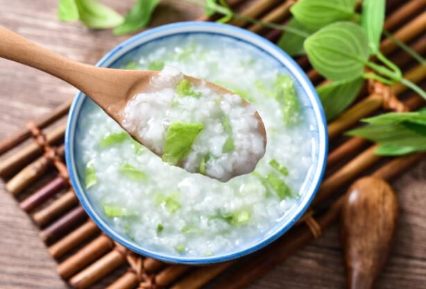 谷雨时节吃什么粥 谷雨时节养护肝脏粥食谱推荐