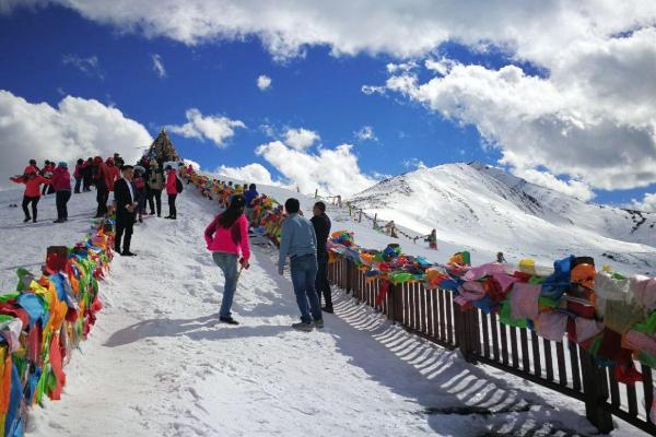 折多山在哪里怎么去 折多山要门票吗