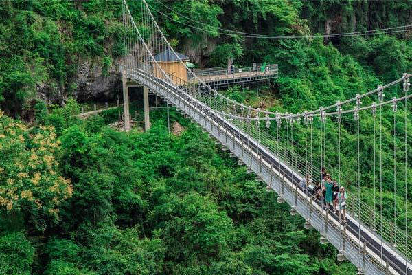 夏日消暑好去处 恩施地心谷旅行攻略