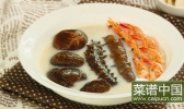 鲜奶虾海参汤的做法