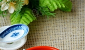 油豆腐木耳肉圆汤的做法