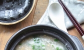 窝蛋牛肉粥的做法