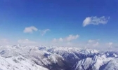 中国机长雪山取景地是哪里