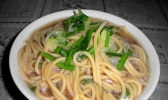 韭香包菜丝烩意面的做法