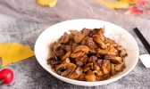 口蘑炖鸡怎么做好吃 口蘑炖鸡的家常做法