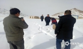 青海海西东部持续降雪  积雪厚度超过膝盖