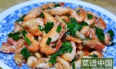 韭菜拌河虾的做法