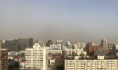 ​今日午后沙尘来袭 北京天空逐渐昏黄