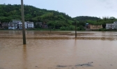 雷暴强对流突袭广东龙川 山体滑坡农田积水严重