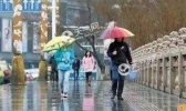 新疆发布大风蓝色预警 多地伴有冰雹雷暴天气