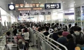 五一假日出行高潮将至 深圳加开6对临客列车